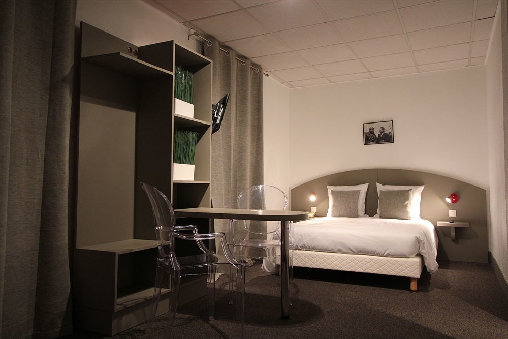 Hotel Vol De Nuit Purpan 2*